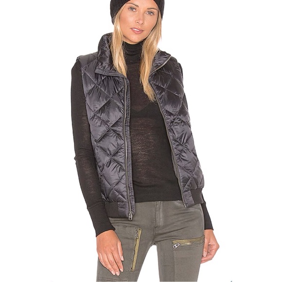 Patagonia Jackets & Blazers - Patagonia Women’s Prow Bomber Down Vest